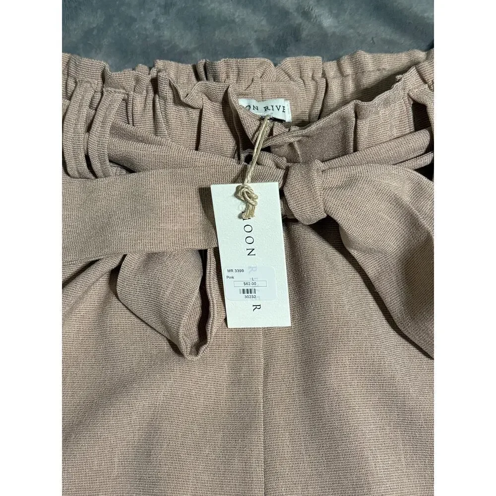 NWT Moon River Size Large Shorts 3” Inseam Beige Neutral Paper Bag Boho‎ Belted